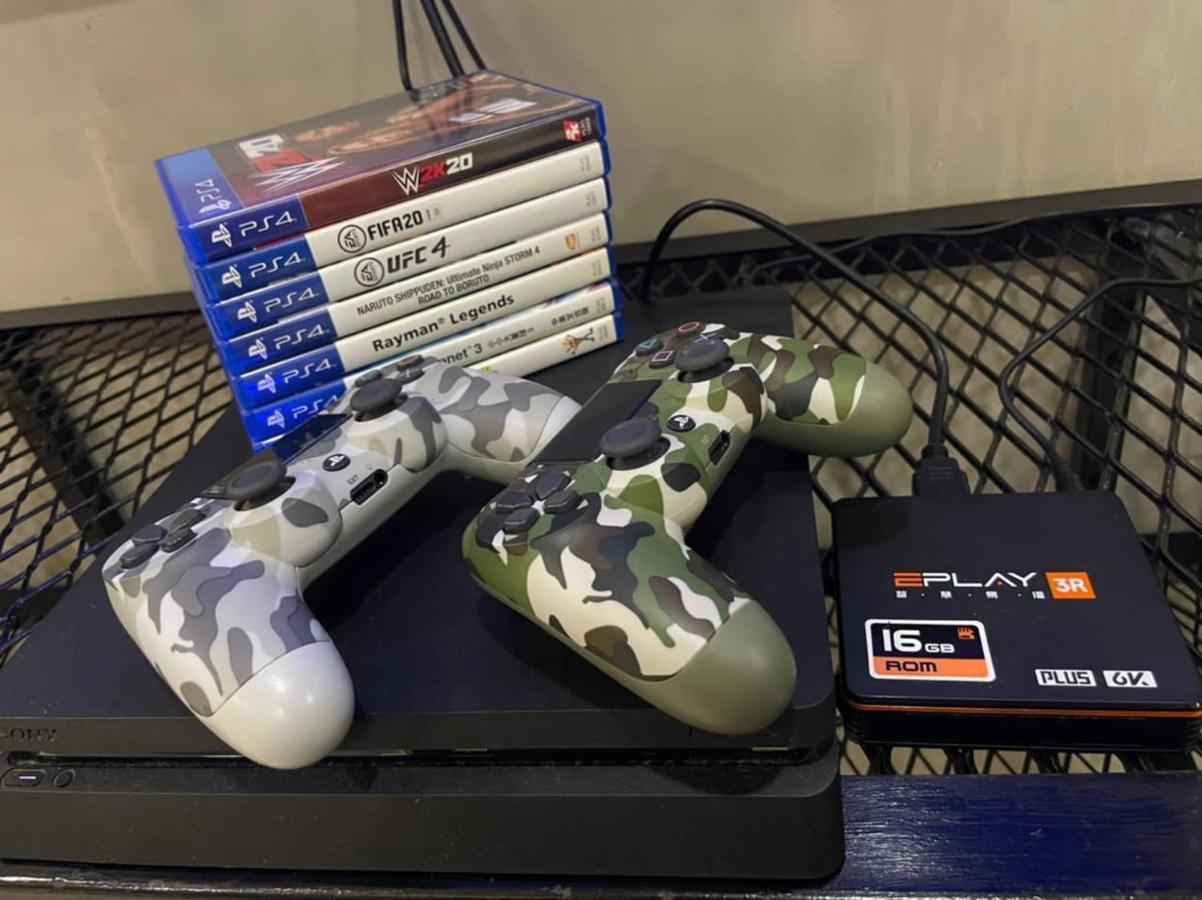 R3Trohouse 3Br 8Pax Ps4,Pool Table,Netflix Villa Kuantan Eksteriør billede